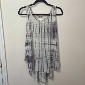 Sonoma sleeveless shirt